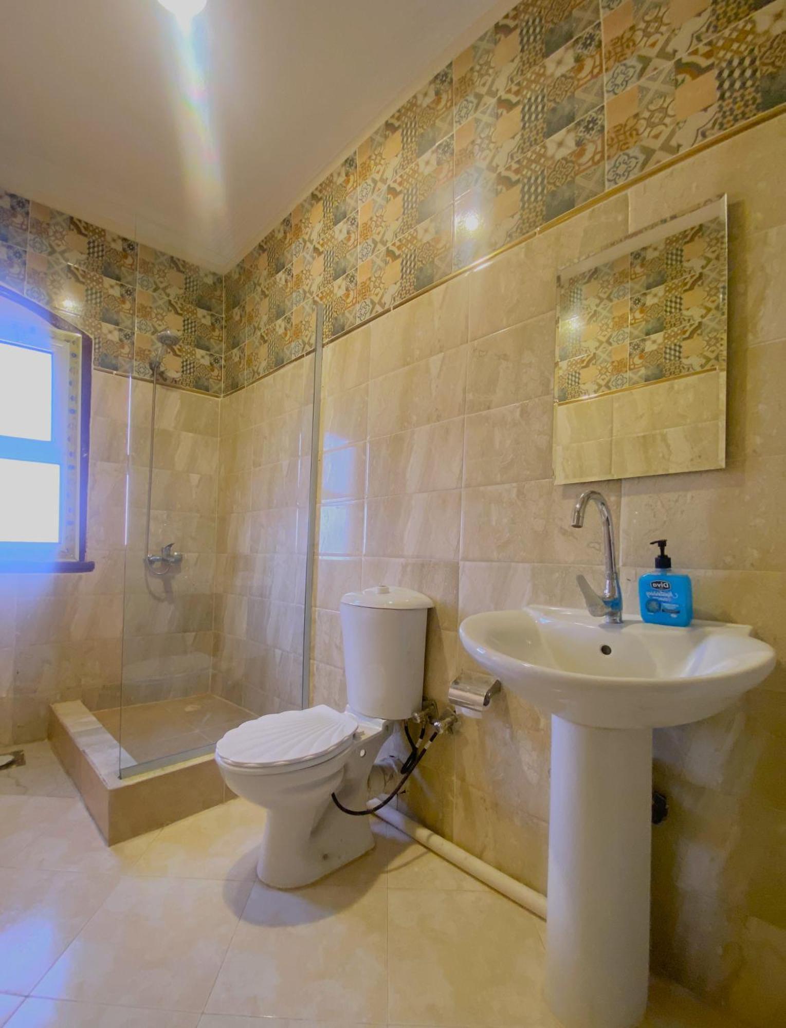 Seven Pyramids View Inn Кайро Екстериор снимка