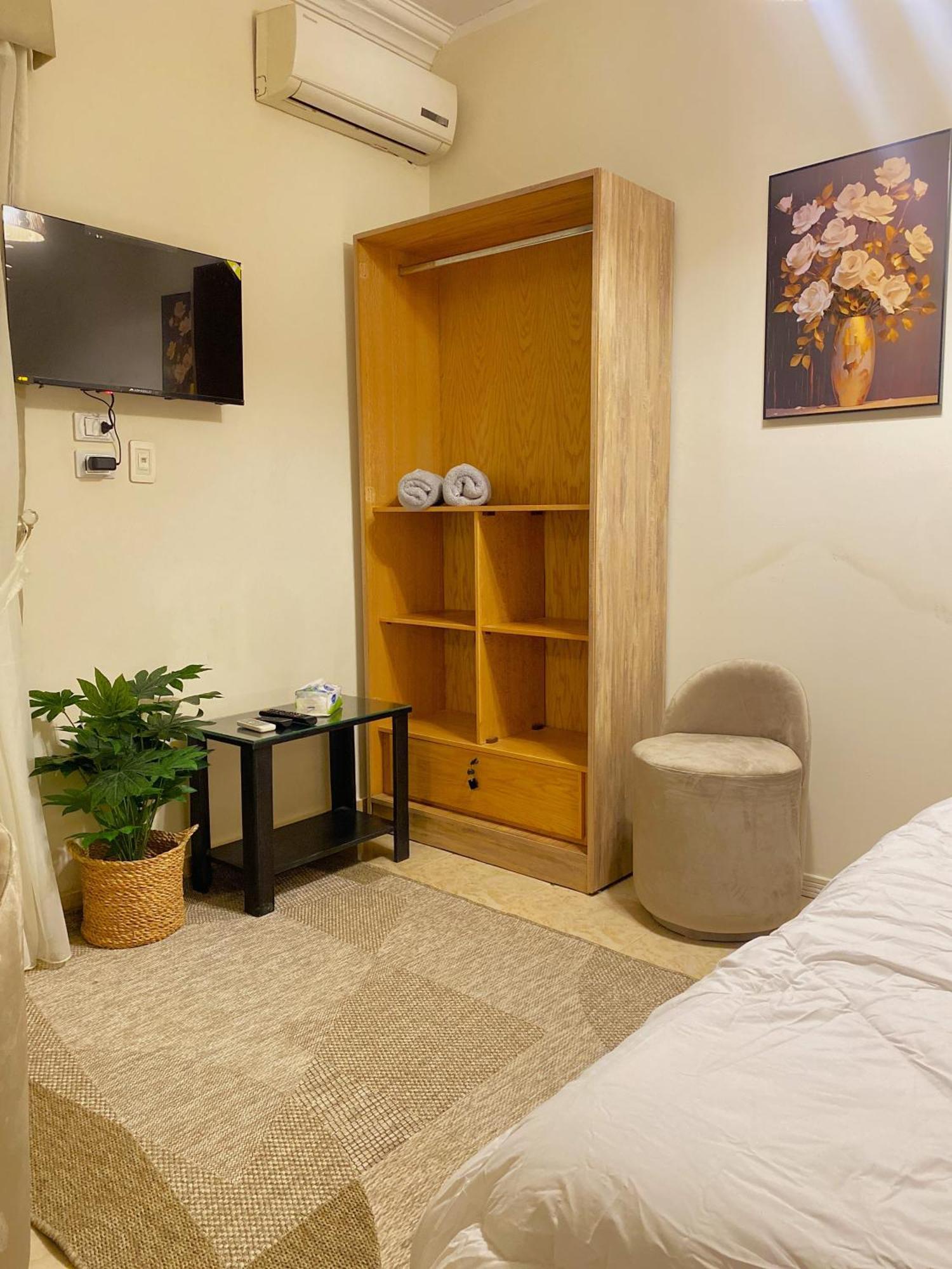 Seven Pyramids View Inn Кайро Екстериор снимка