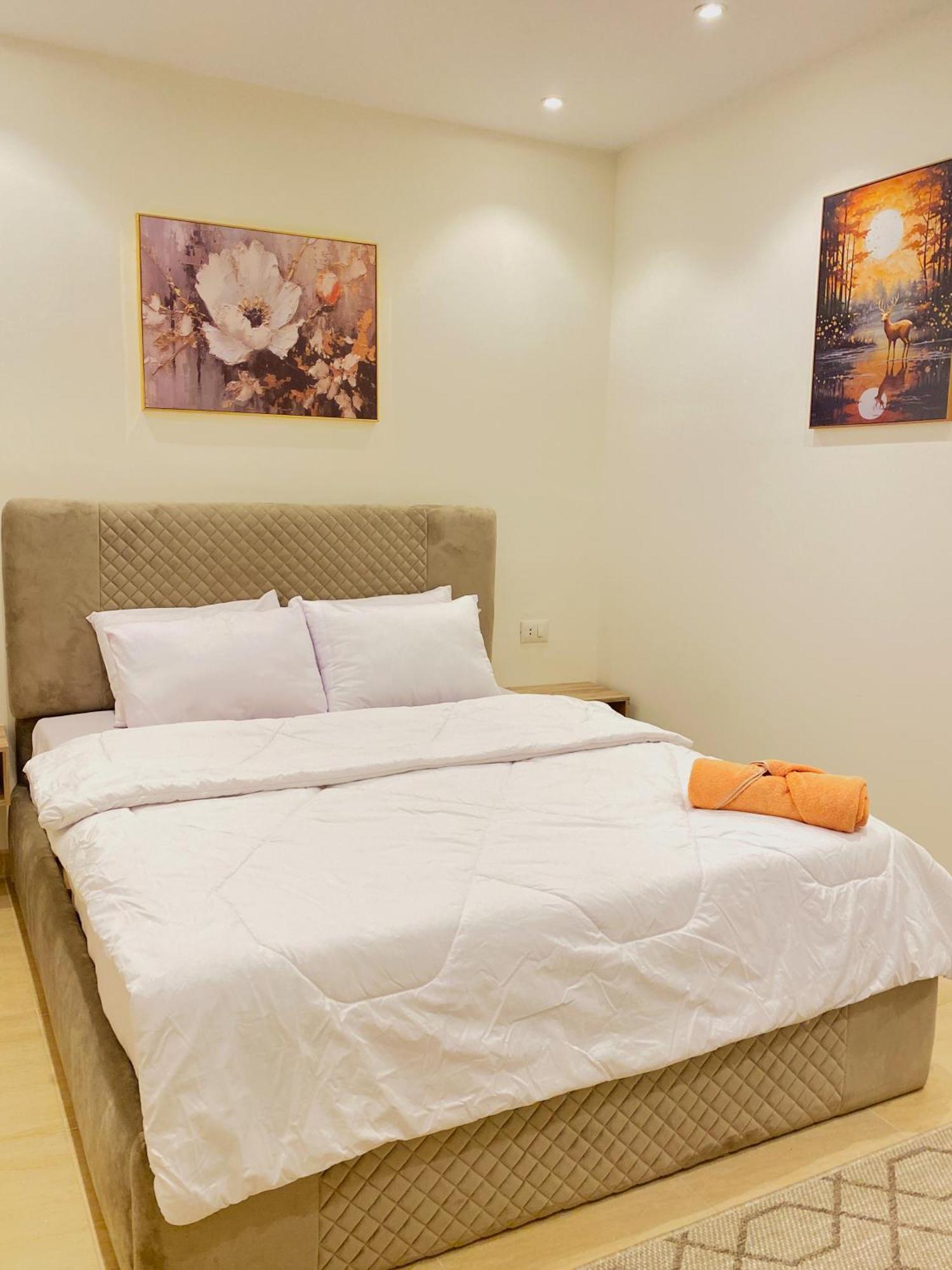 Seven Pyramids View Inn Кайро Стая снимка